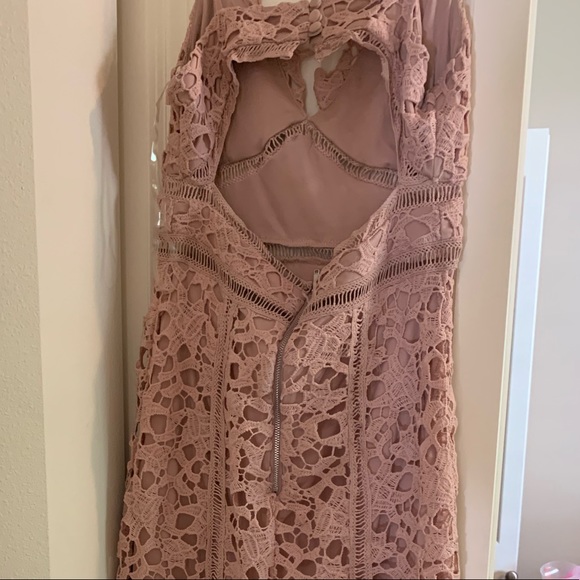Fashion nova lace,crochet mauve dress - Picture 3 of 6